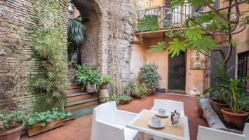 Pantheon 3e Hotel